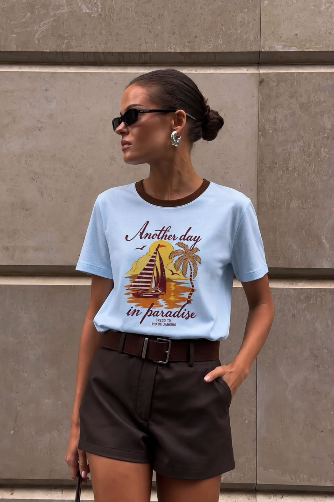 Camiseta Another Day in Paradise