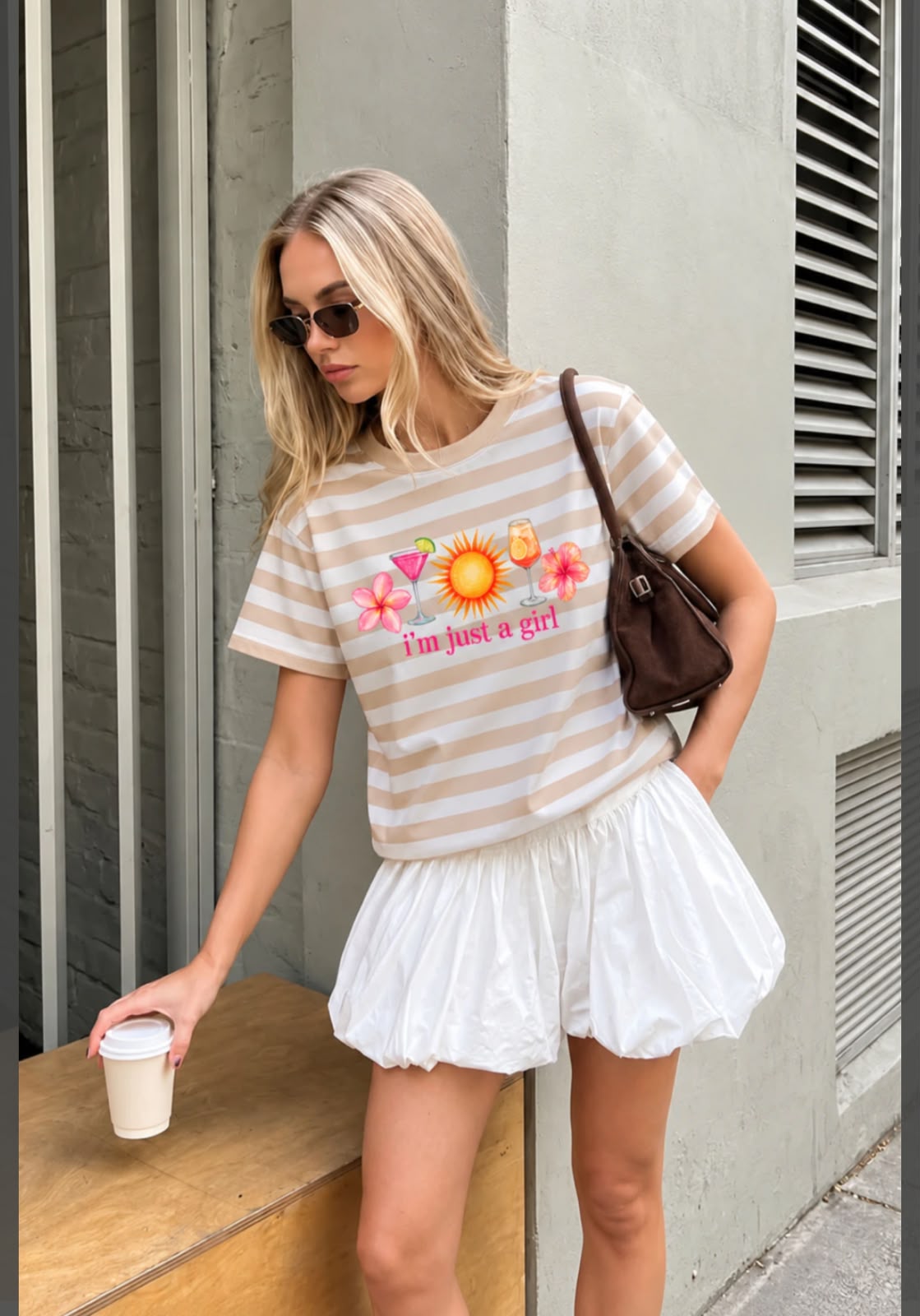 Camiseta Listrada Just a Girl